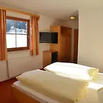 Hotel Starjet 3*